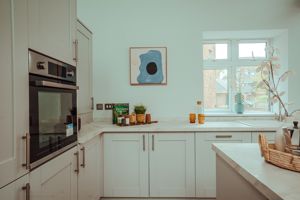 Photo 33- click for photo gallery